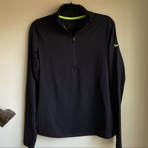 NIKE Dri-Fit Quarter Zip pullover in Black Size Large